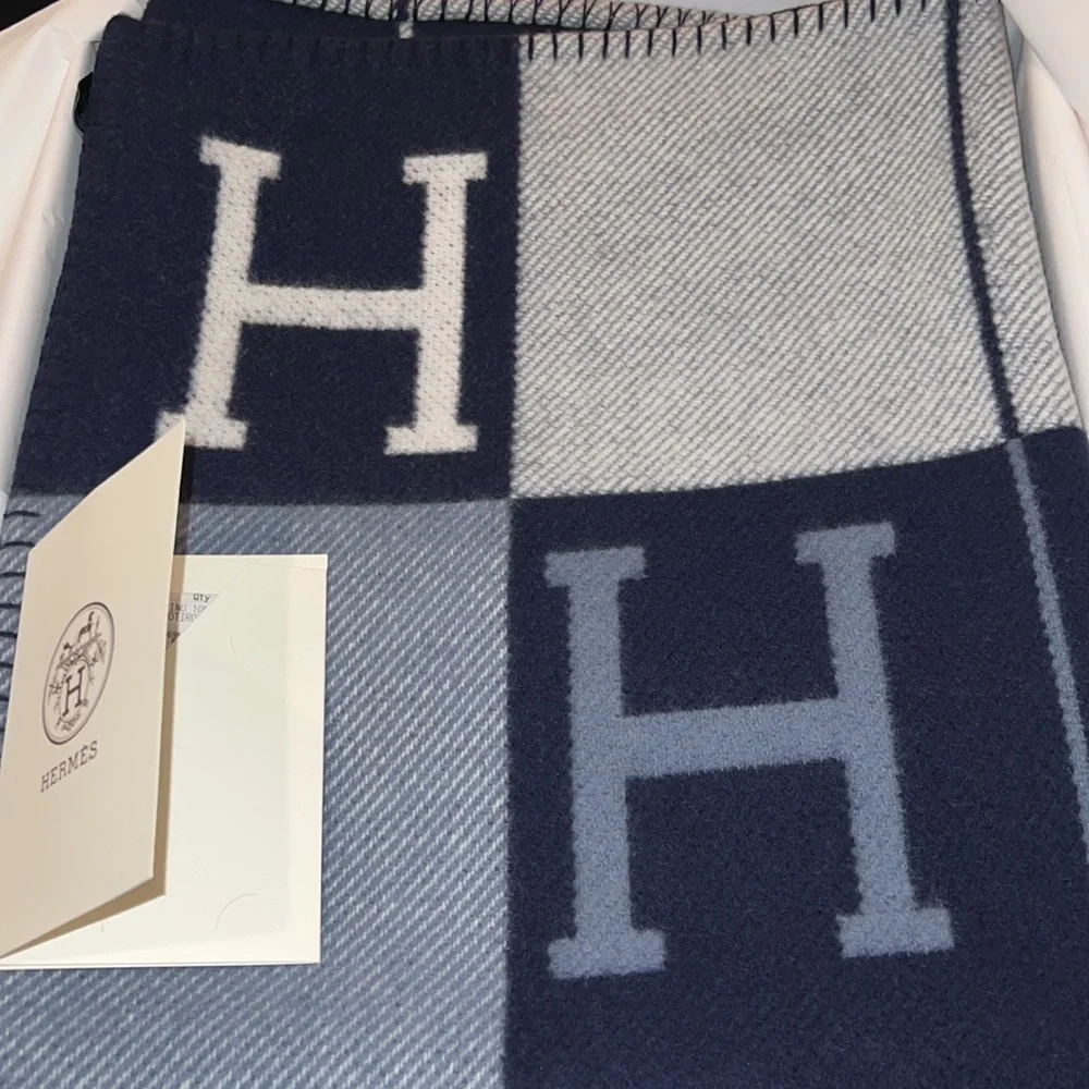 Authentic Hermes Blanket - Picture 2 of 3